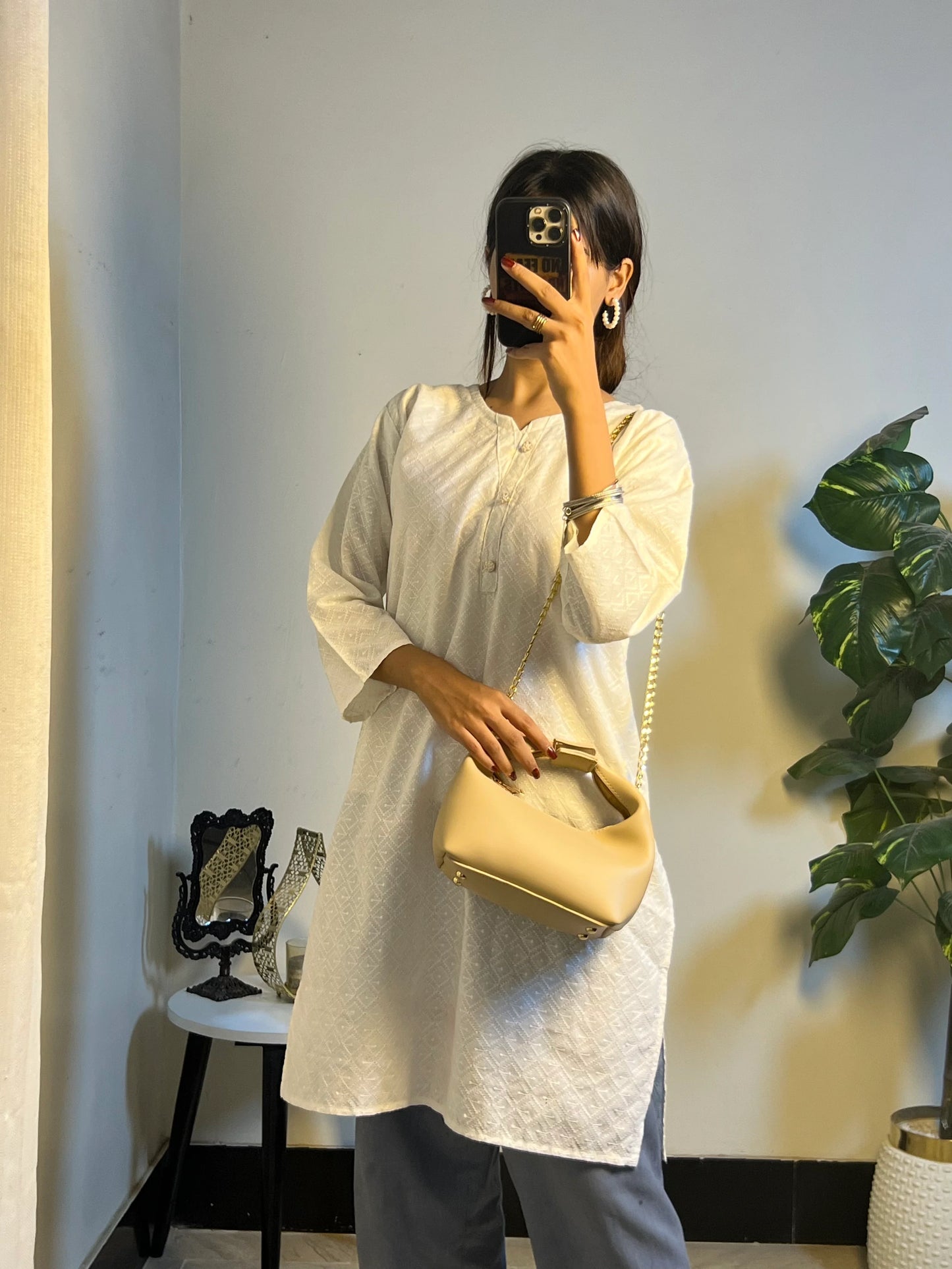 Mira Beige Shoulder Bag with Gold Chain